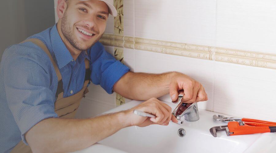 Professional clogged drains services in Poth, TX